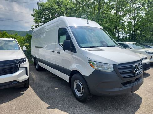 New 2026 Mercedes-Benz Sprinter 2500 image 1