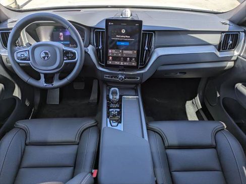 New 2026 Volvo XC60 T8 Ultra w/ Climate Package PRO AWD/4WD image 11