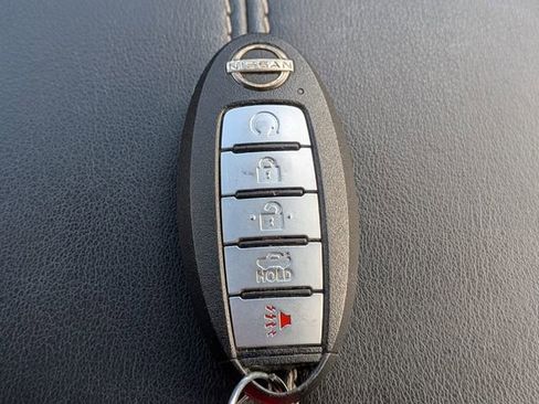 Used 2025 Nissan Altima 2.5 SV image 28