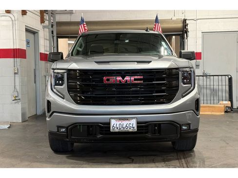 Used 2025 GMC Sierra 1500 Elevation RWD image 3