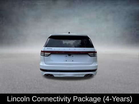 Used 2026 Lincoln Aviator 2WD w/ Jet Appearance Package image 6