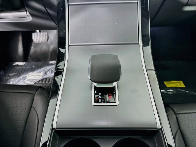 New 2026 Land Rover Range Rover Velar S AWD/4WD image 18