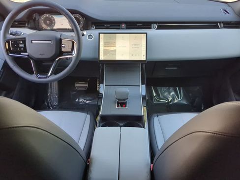 Used 2026 Land Rover Range Rover Evoque Dynamic SE image 15