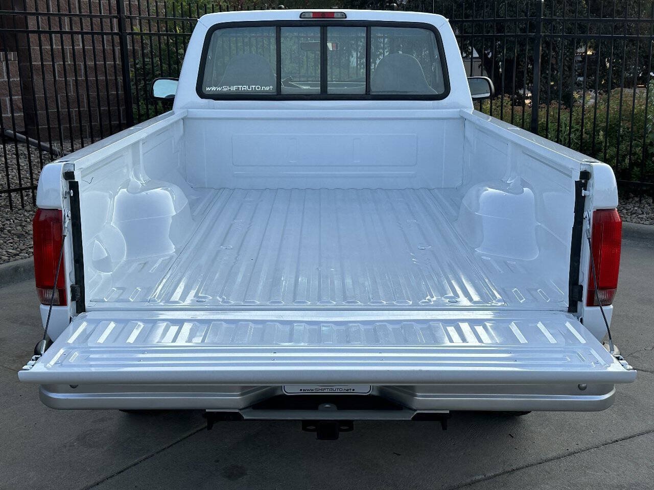Used 1996 Ford F150 4x4 Regular Cab image 24