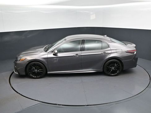 Used 2024 Toyota Camry XSE FWD image 33