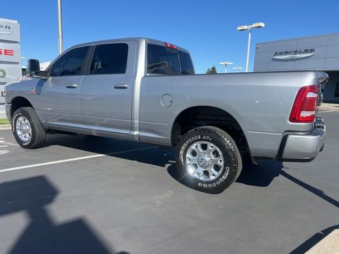 Used 2024 RAM 2500 Laramie AWD/4WD image 16