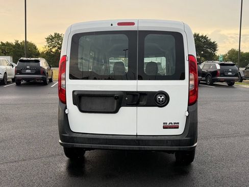 Used 2017 RAM ProMaster City Tradesman FWD image 5