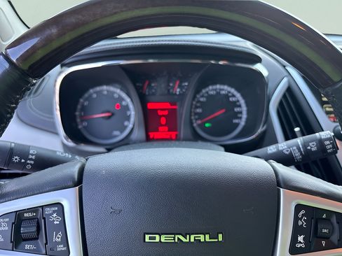 Used 2016 GMC Terrain Denali w/ Cargo Package FWD image 26