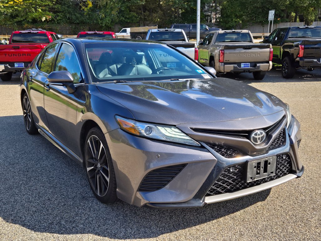 Used 2018 Toyota Camry XSE FWD image 8