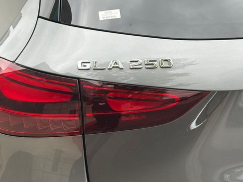 New 2026 Mercedes-Benz GLA 250 image 26