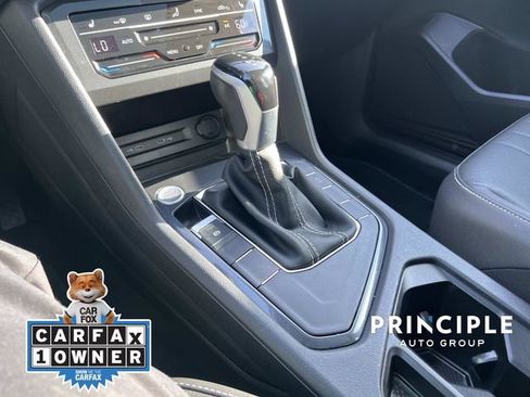 Certified 2023 Volkswagen Tiguan SE w/ Panoramic Sunroof Package image 27