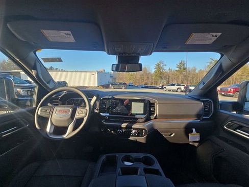 New 2026 GMC Sierra 2500 SLT image 21