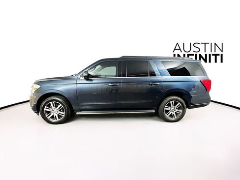 Used 2023 Ford Expedition Max XLT image 4