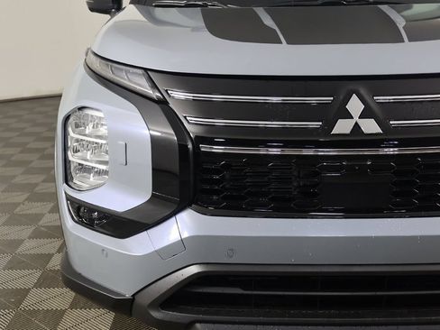 New 2026 Mitsubishi Outlander AWD image 15