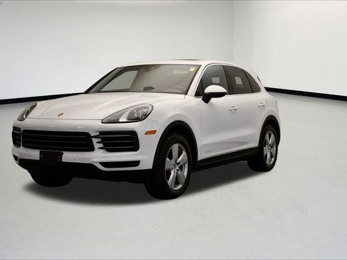 Used 2023 Porsche Cayenne image 1