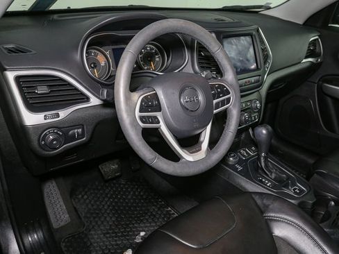 Used 2022 Jeep Cherokee Latitude w/ Sun & Sound Group image 21