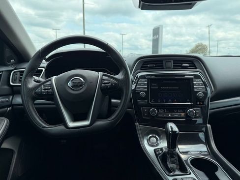 Used 2021 Nissan Maxima Platinum w/ Sport Mat Group FWD image 19