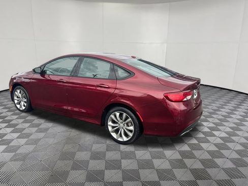 Used 2015 Chrysler 200 S FWD image 3