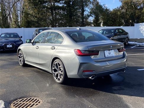 Used 2025 BMW 330i xDrive Sedan w/ Convenience Package image 6