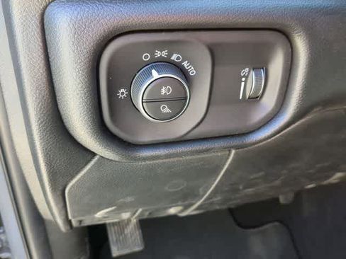New 2026 RAM 2500 Tradesman AWD/4WD image 18