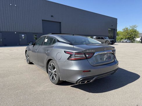 Used 2023 Nissan Maxima SL FWD image 5