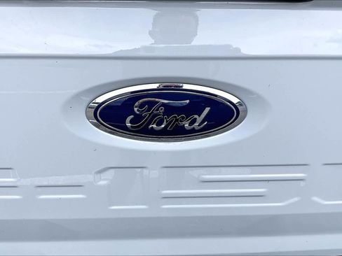 Used 2023 Ford F150 XLT image 32