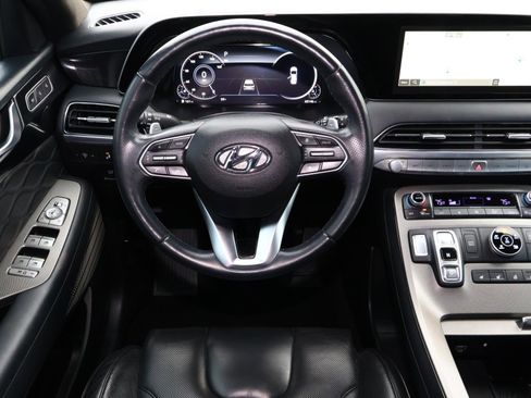 Used 2022 Hyundai Palisade Calligraphy image 9