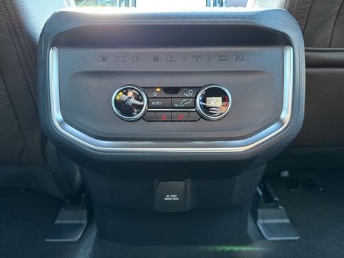 New 2026 Ford Expedition Max King Ranch image 23