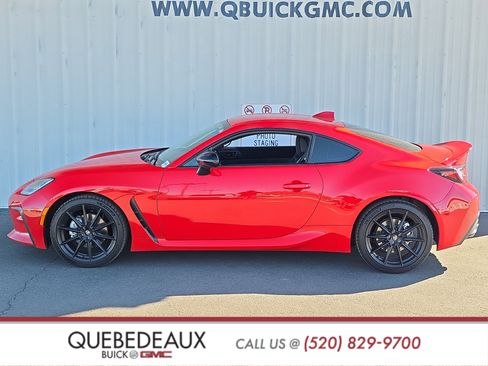 Used 2024 Toyota GR86 Premium RWD image 5
