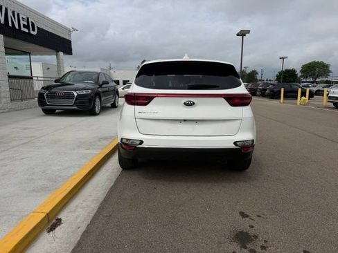 Used 2020 Kia Sportage LX FWD image 10