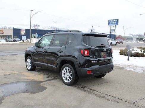 Used 2019 Jeep Renegade Sport w/ Sport Appearance Group image 8