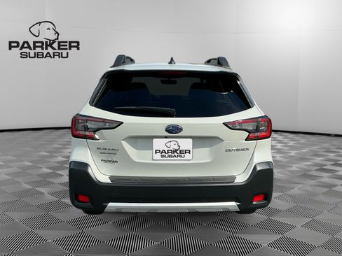 Used 2025 Subaru Outback Limited w/ Popular Package #2 AWD/4WD image 4