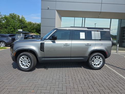 Certified 2025 Land Rover Defender 110 S AWD/4WD image 8