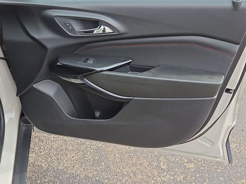 Used 2026 Chevrolet Trax RS w/ Sunroof Package FWD image 14