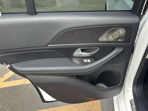 Used 2024 Mercedes-Benz GLE 350 4MATIC image 16