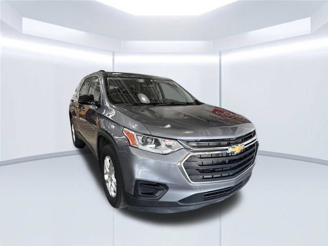 Used 2020 Chevrolet Traverse LS w/ LPO, Floor Liner Package FWD image 3