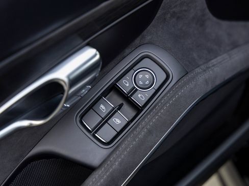 Certified 2018 Porsche 718 Cayman GTS image 23