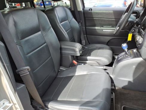 Used 2014 Jeep Patriot Limited w/ Sun/Sound Group image 18