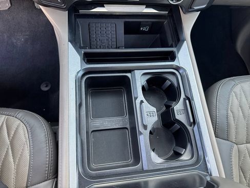 Used 2025 Ford F350 Platinum w/ Platinum Plus Package AWD/4WD image 19