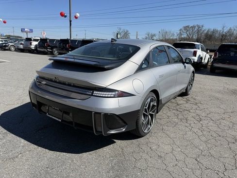 New 2025 Hyundai Ioniq 6 SEL image 7