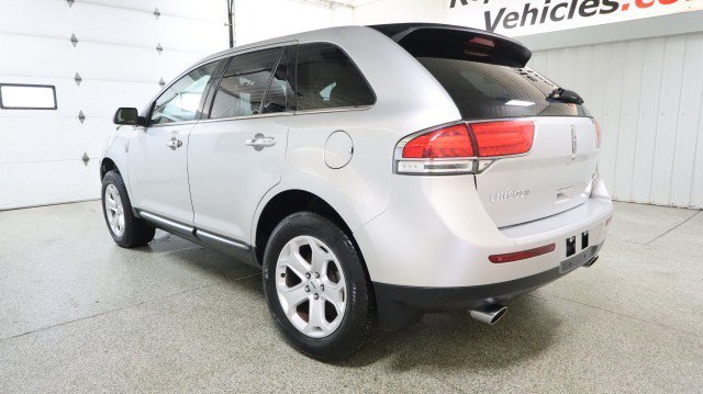 Used 2013 Lincoln MKX AWD image 3