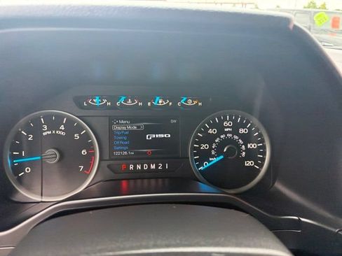 Used 2015 Ford F150 XLT w/ Equipment Group 302A Luxury RWD image 18