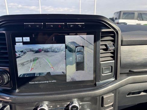 Used 2021 Ford F150 XLT w/ Equipment Group 302A High image 17