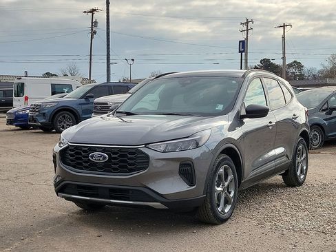 New 2026 Ford Escape ST-Line w/ Tech Pack #1 image 2