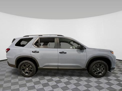 New 2026 Honda Pilot TrailSport image 8