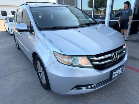 Used 2014 Honda Odyssey EX-L image 3