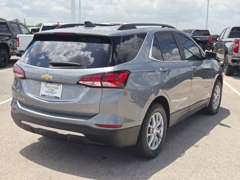 Used 2023 Chevrolet Equinox LT AWD/4WD image 3