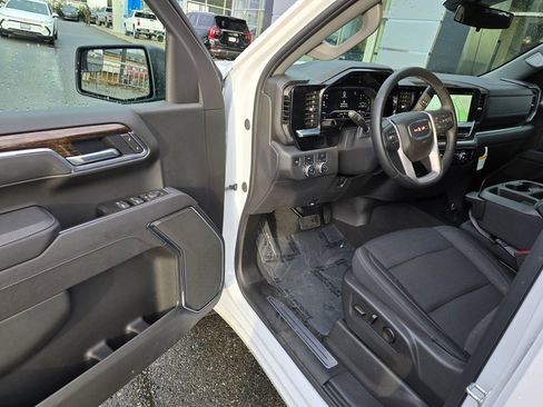 Used 2025 GMC Sierra 1500 Elevation AWD/4WD image 19