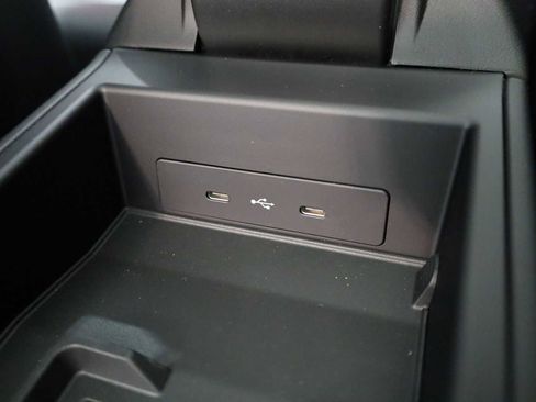 Used 2025 Porsche 911 Carrera 4 GTS AWD/4WD image 34