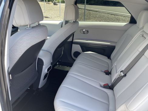 Certified 2022 Hyundai Ioniq 5 SEL AWD/4WD image 14